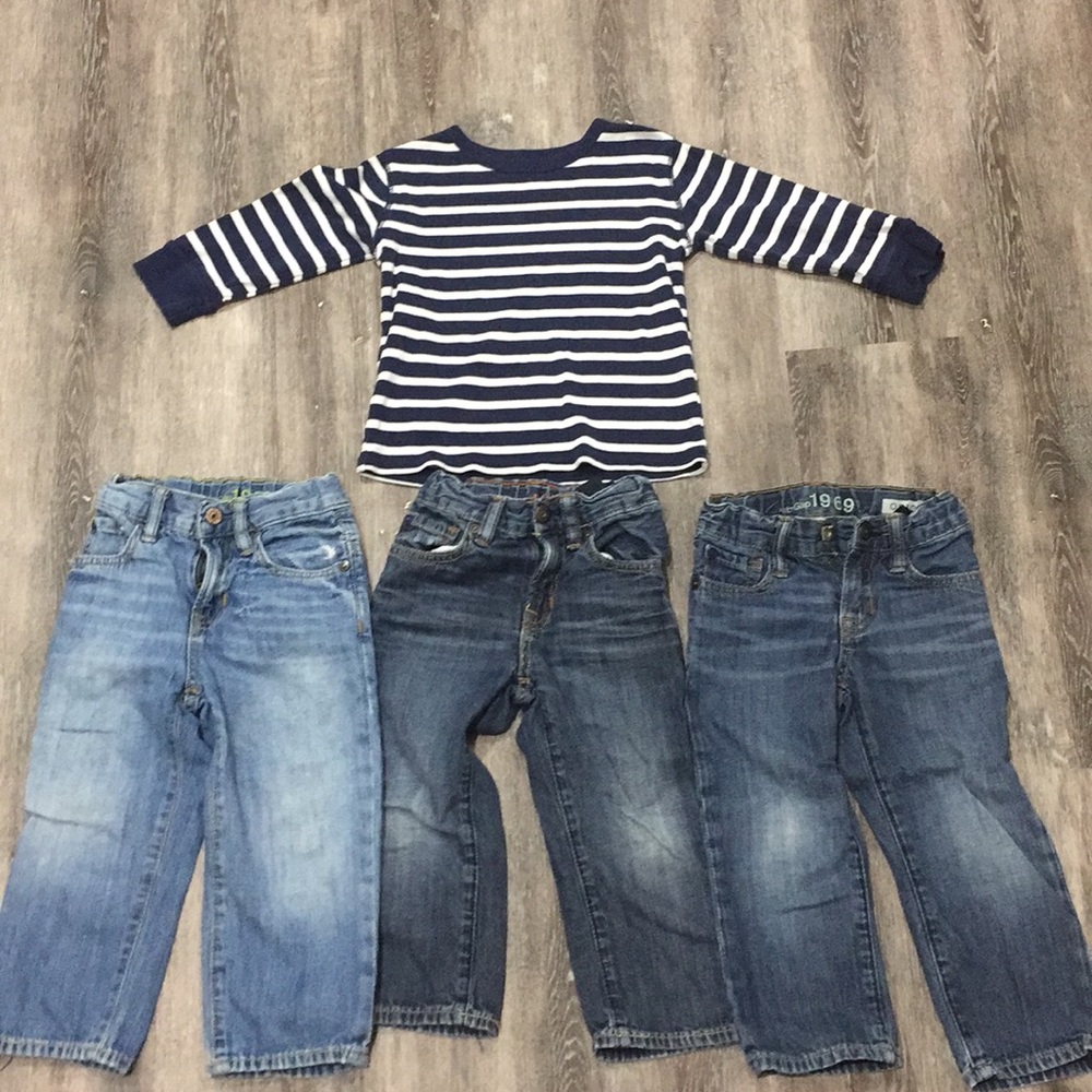 2T Boys Gap Jeans Bundle